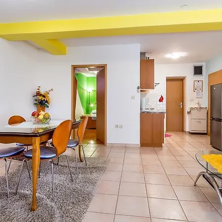 Apartment Apartment Ellis Premantura